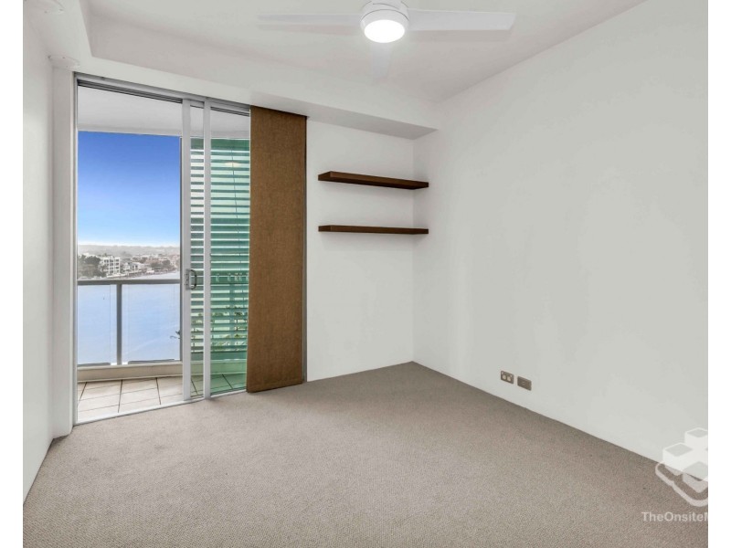 ID:21152680/40 Riverview Parade, Surfers Paradise QLD 4217