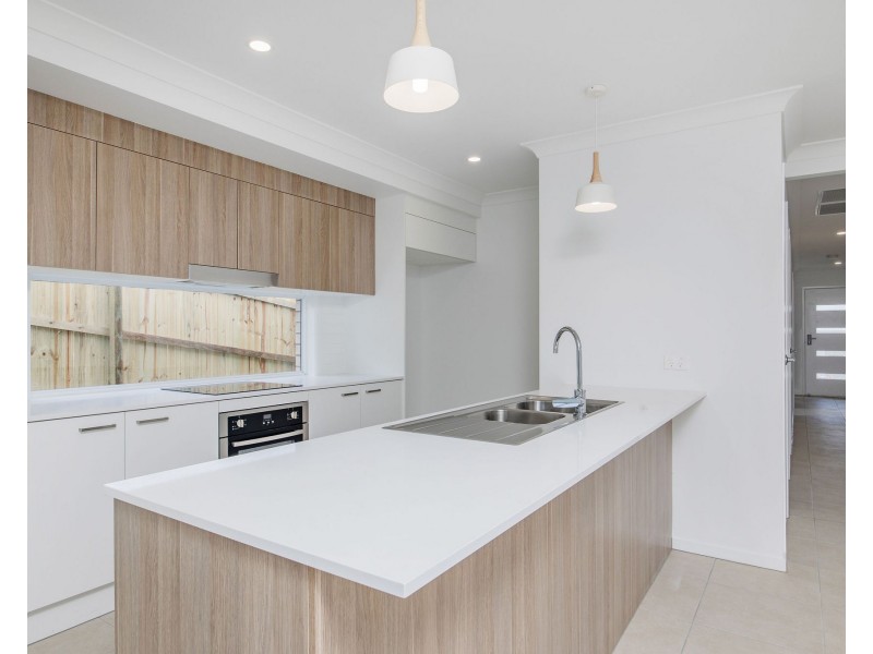 8 Jordan Close, Slacks Creek QLD 4127