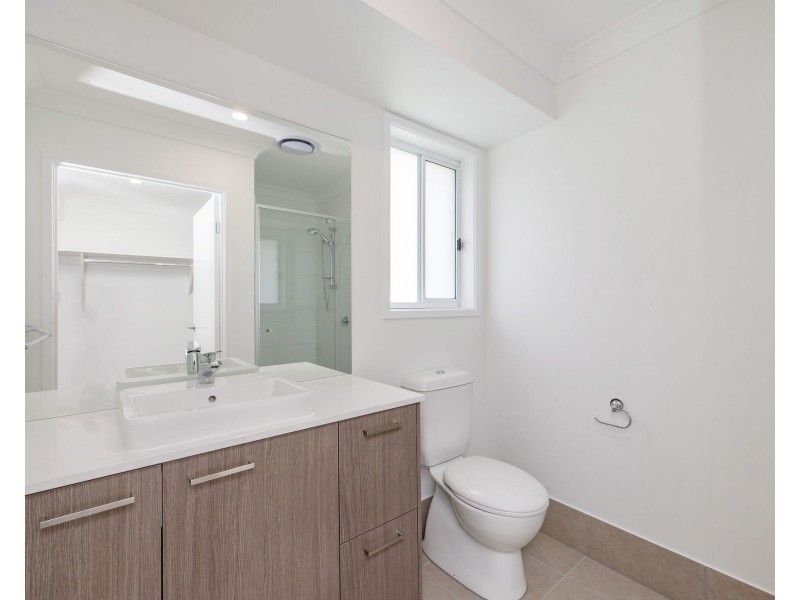 8 Jordan Close, Slacks Creek QLD 4127
