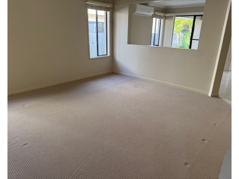 58 Barcoo Crescent, Sinnamon Park QLD 4073