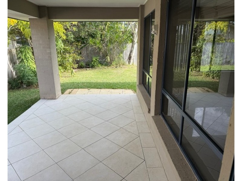 58 Barcoo Crescent, Sinnamon Park QLD 4073