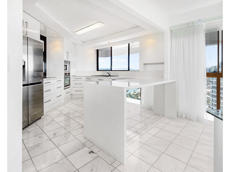 115/17 Bayview Street, Runaway Bay QLD 4216