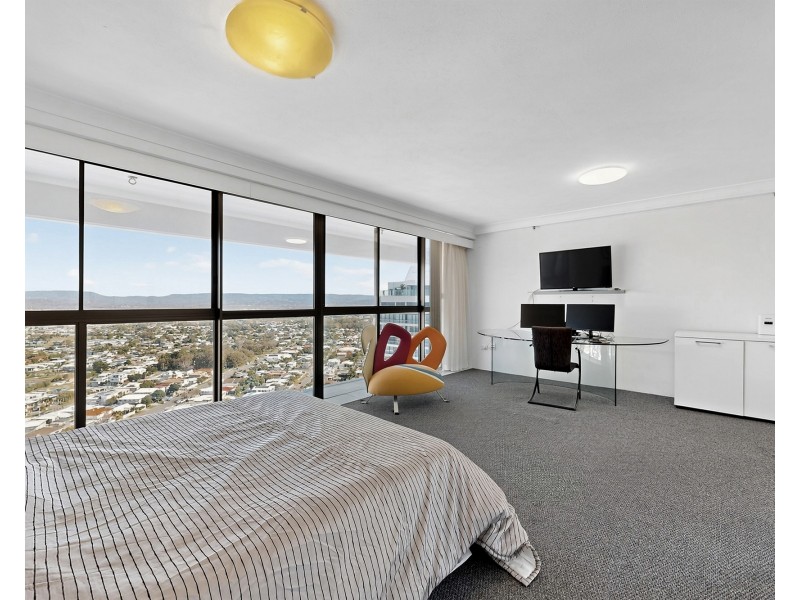 115/17 Bayview Street, Runaway Bay QLD 4216