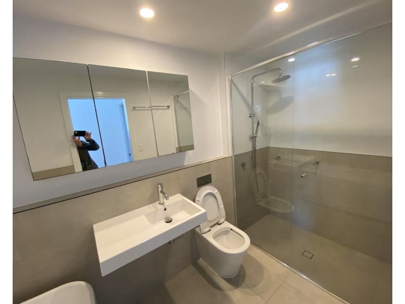 ID:21159057/266 Stanhill Drive, Surfers Paradise QLD 4217