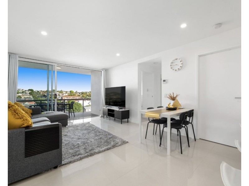 ID:21161387/220 Old Cleveland Road, Coorparoo QLD 4151