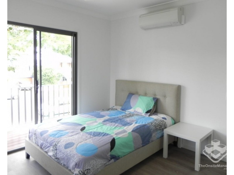 14 Kingsley Parade, Yeronga QLD 4104