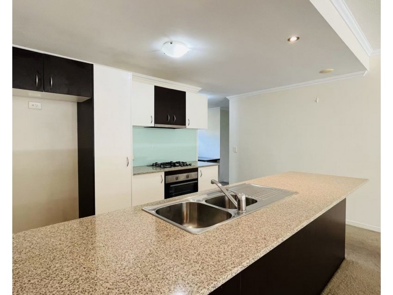 95 Clarence Road, Indooroopilly QLD 4068