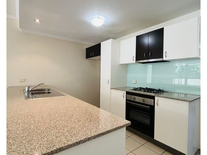 95 Clarence Road, Indooroopilly QLD 4068