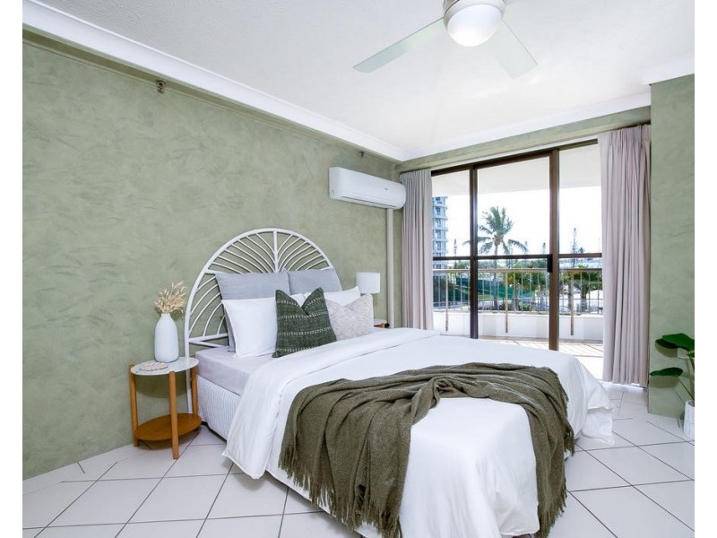 5/17 Bayview Street, Runaway Bay QLD 4216