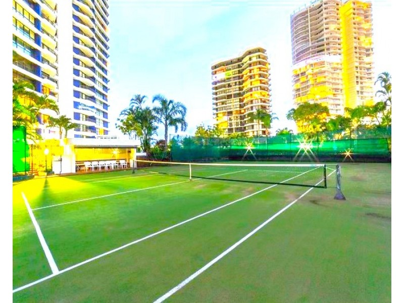 5/17 Bayview Street, Runaway Bay QLD 4216