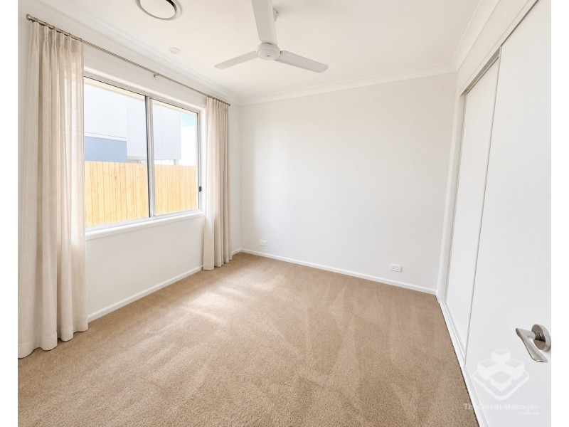 26 Viewpoint Street, Pallara QLD 4110