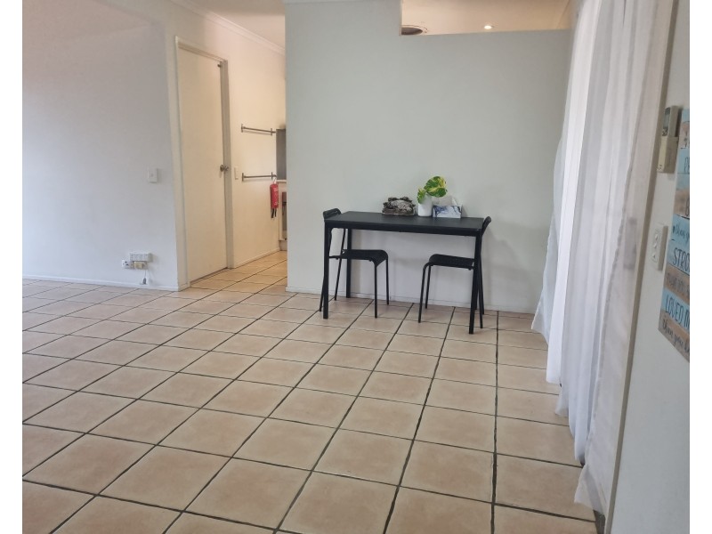 1/116 Meadowlands Road, Carina QLD 4152