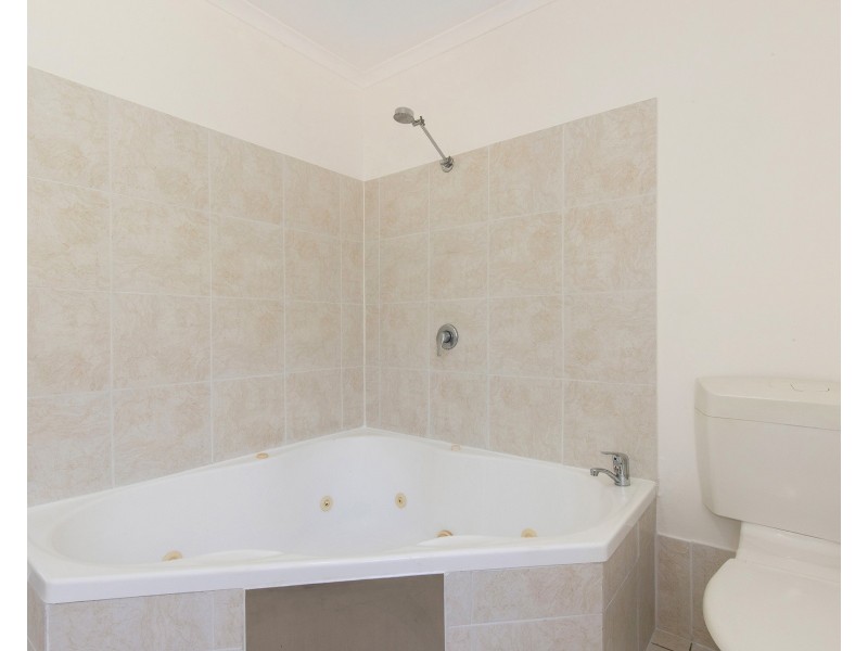 47 Harley Street, Labrador QLD 4215
