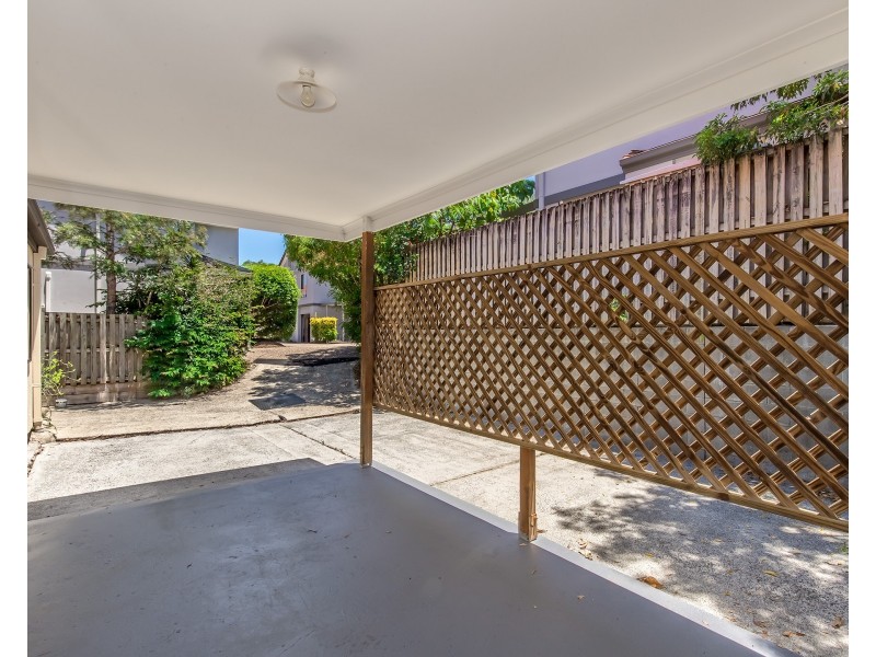 47 Harley Street, Labrador QLD 4215