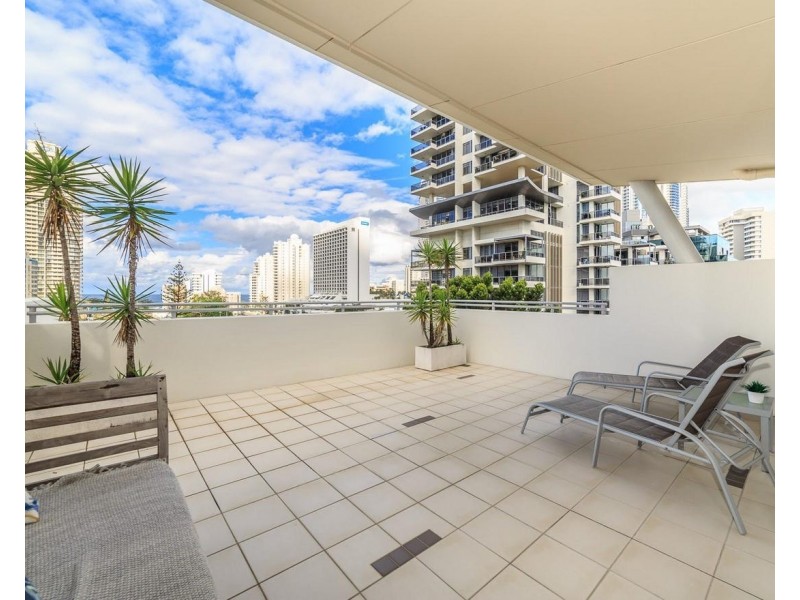 ID:21169735/21-31 Cypress Avenue, Surfers Paradise QLD 4217