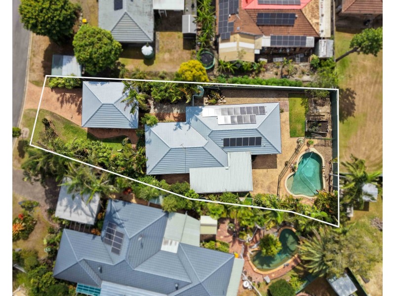 4 Berri Place, Helensvale QLD 4212