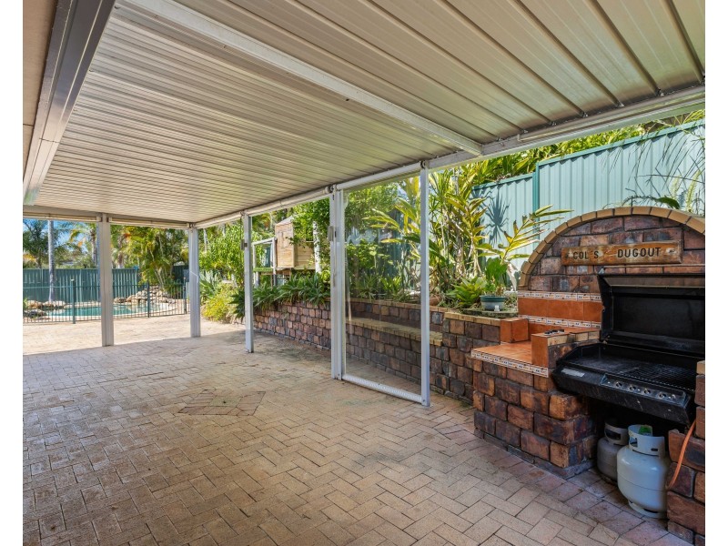 4 Berri Place, Helensvale QLD 4212
