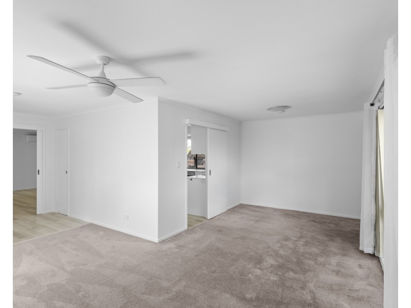 4 Berri Place, Helensvale QLD 4212