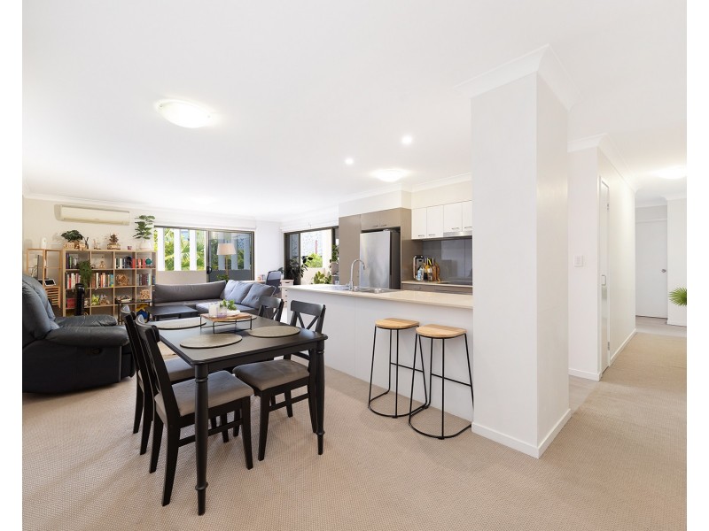 ID:21170970/2242 Logan Road, Upper Mount Gravatt QLD 4122