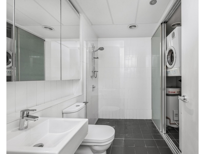 ID:21171092/36 Vernon Terrace, Teneriffe QLD 4005