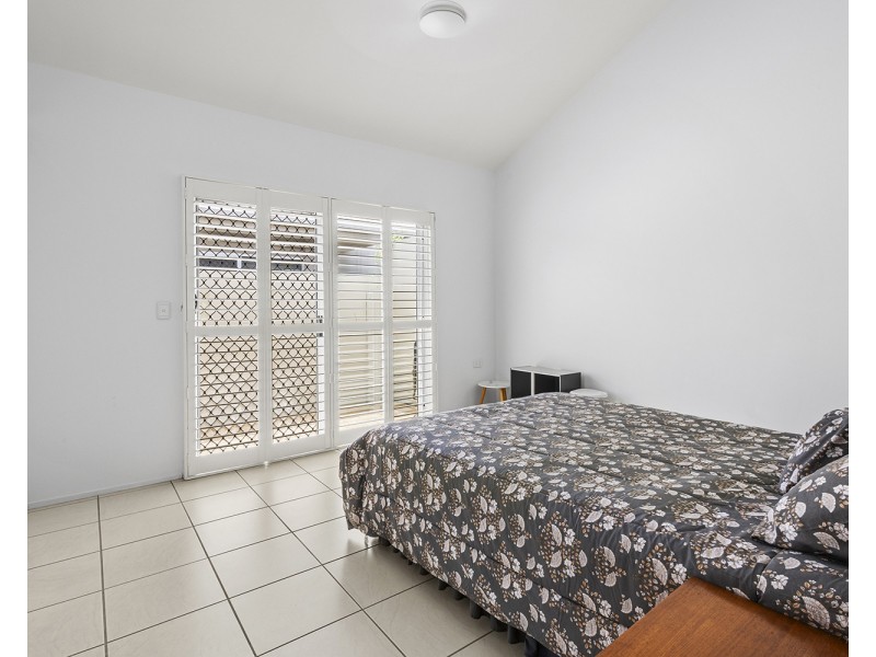 2 Grand Parade, Parrearra QLD 4575