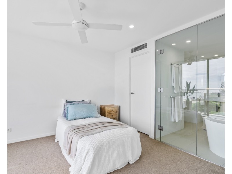 402/388 marine parade, Labrador QLD 4215