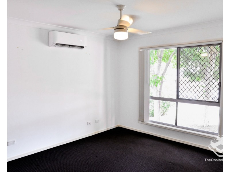 10 Cornelius Drive, Augustine Heights QLD 4300