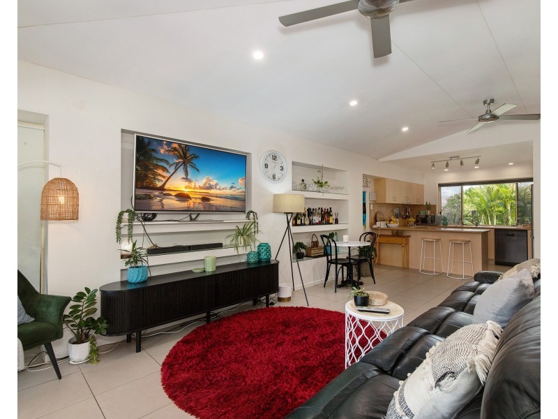 15 Bushgum Crescent, Upper Coomera QLD 4209