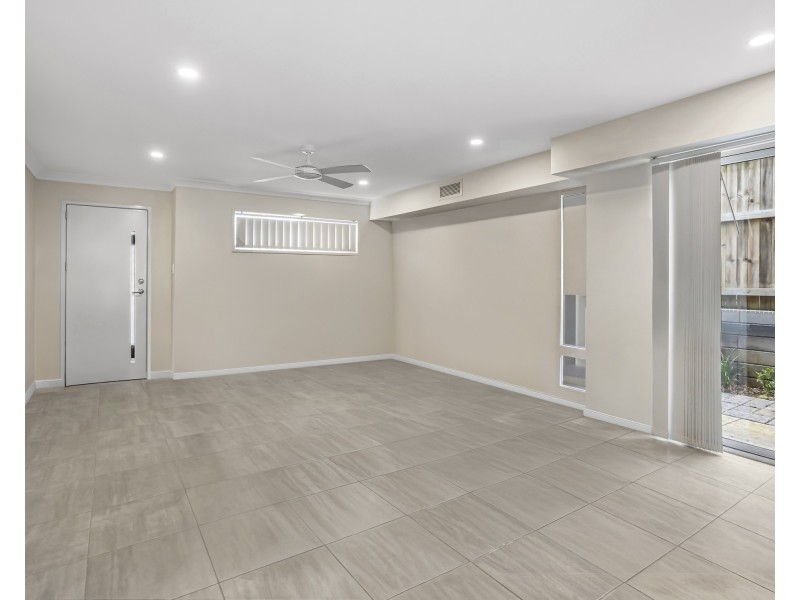 101/21 Emerald Place, Bridgeman Downs QLD 4035