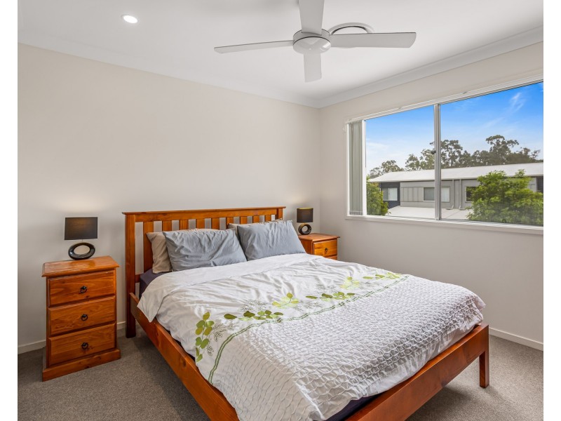 101/21 Emerald Place, Bridgeman Downs QLD 4035