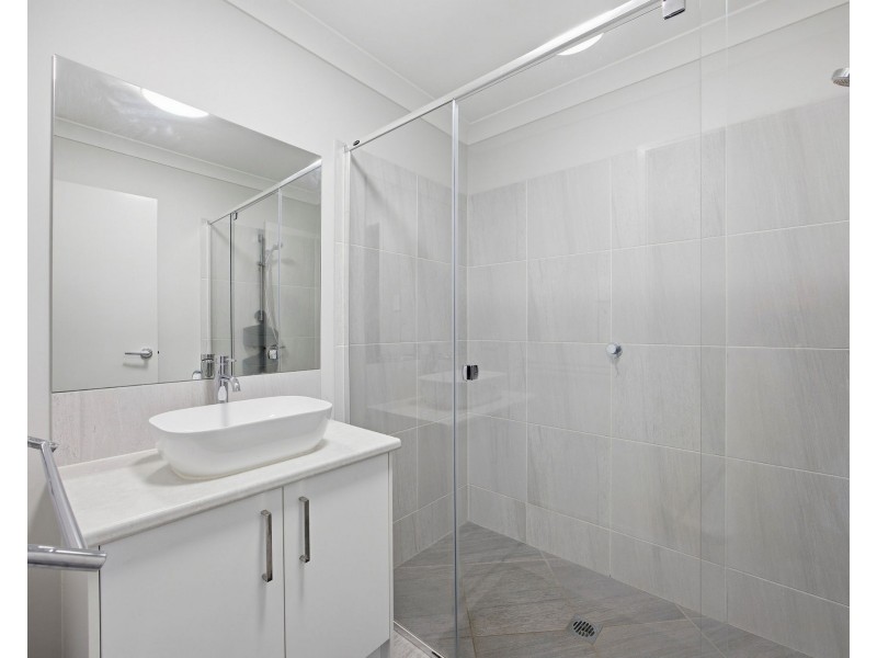 674 Foxwell Road, Coomera QLD 4209