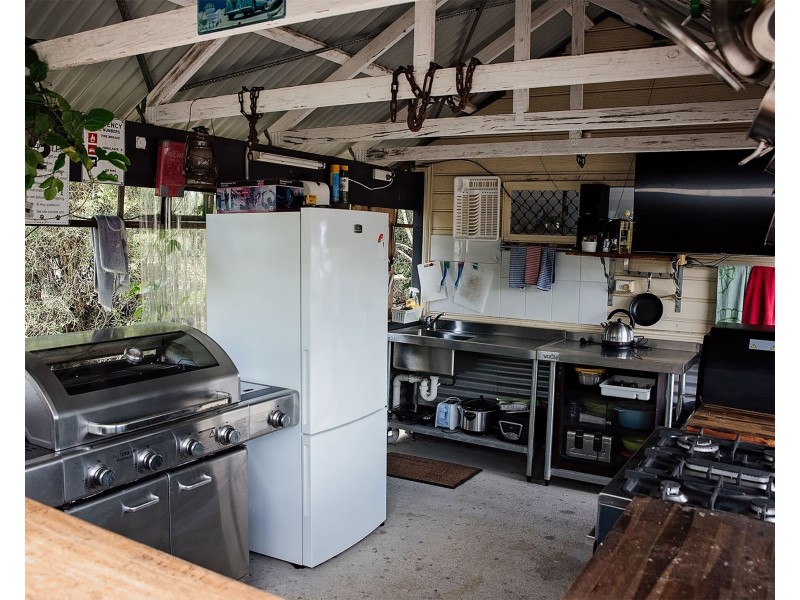 3 Bridge Street, Tiaro QLD 4650
