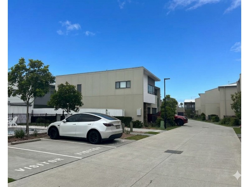 ID:21172676/191 Marina Quays Boulevard, Hope Island QLD 4212