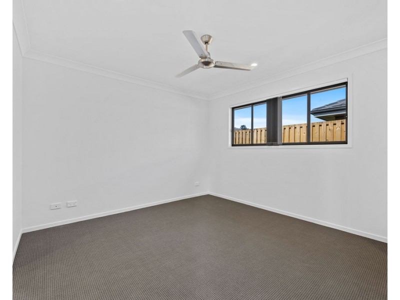 14 Aspen Circuit, Logan Reserve QLD 4133