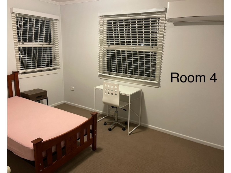 67 Worendo Street, Southport QLD 4215