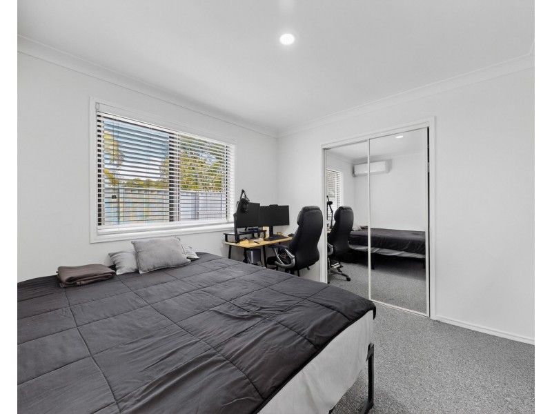 72 Daintree Drive, Parkwood QLD 4214