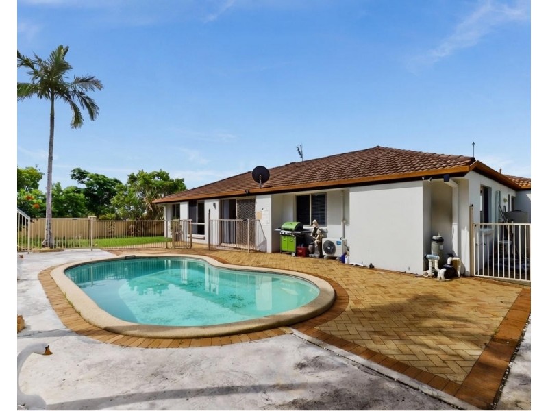 72 Daintree Drive, Parkwood QLD 4214