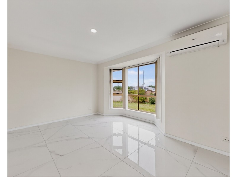 72 Daintree Drive, Parkwood QLD 4214