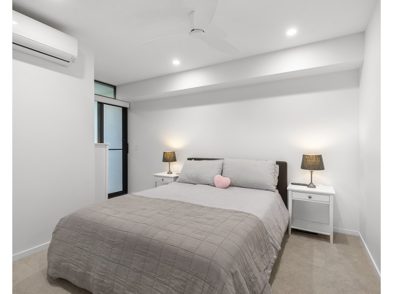 ID:21172984/51 Latham Street, Chermside QLD 4032