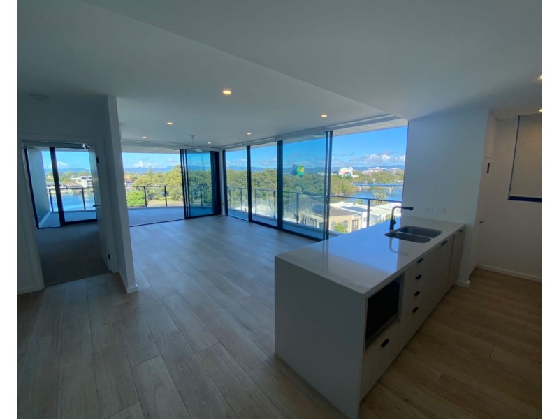 ID:21173283/256 Stanhill Drive, Surfers Paradise QLD 4217
