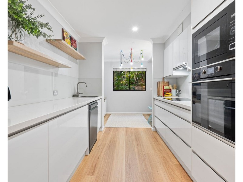 ID:21173560/1 Great Hall Drive, Miami QLD 4220