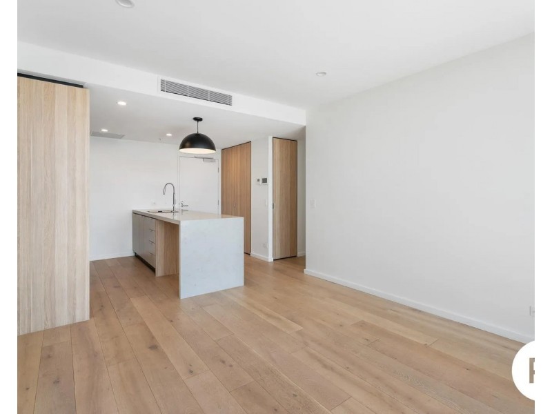 ID:21173596/17 Deshon Street, Woolloongabba QLD 4102