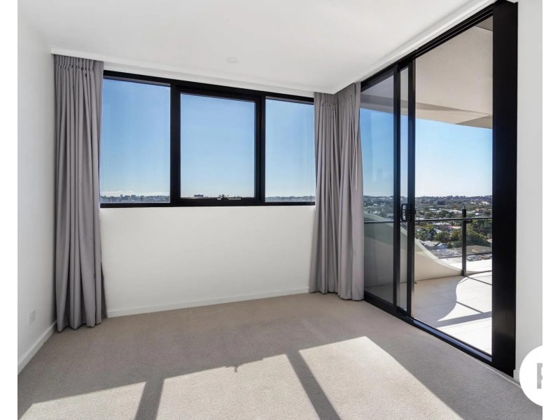 ID:21173596/17 Deshon Street, Woolloongabba QLD 4102