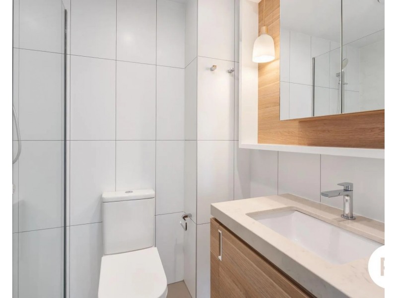 ID:21173596/17 Deshon Street, Woolloongabba QLD 4102