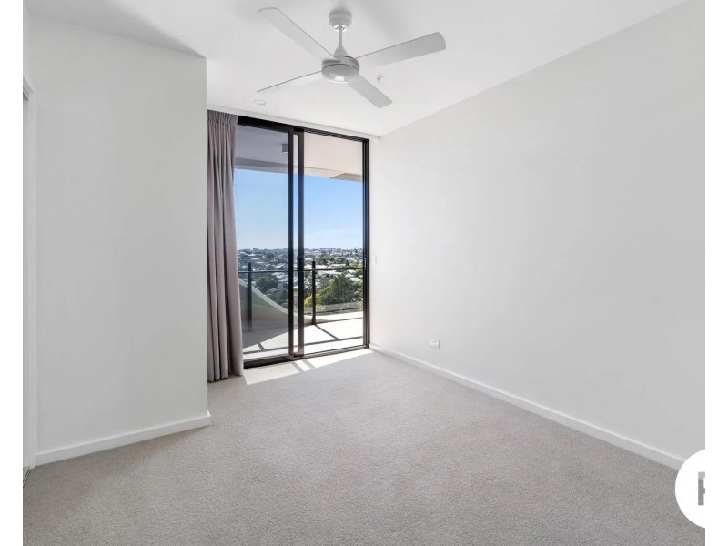 ID:21173596/17 Deshon Street, Woolloongabba QLD 4102