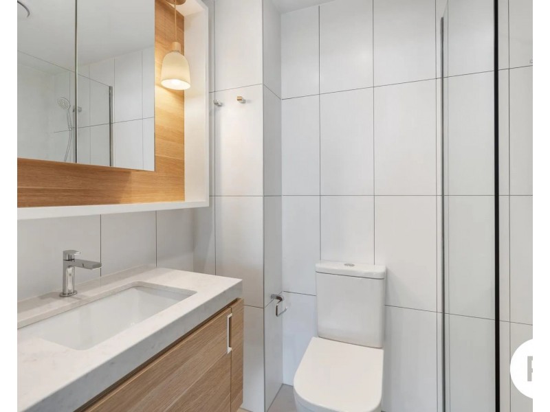ID:21173596/17 Deshon Street, Woolloongabba QLD 4102