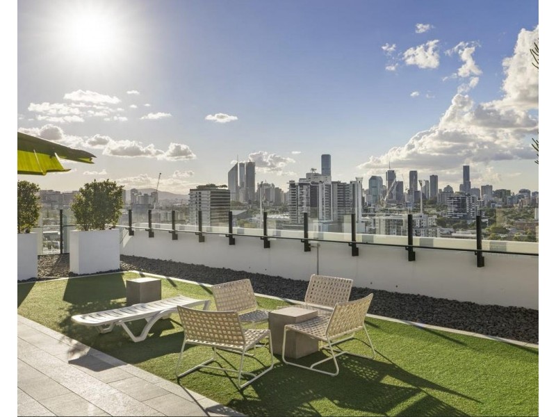 ID:21173596/17 Deshon Street, Woolloongabba QLD 4102