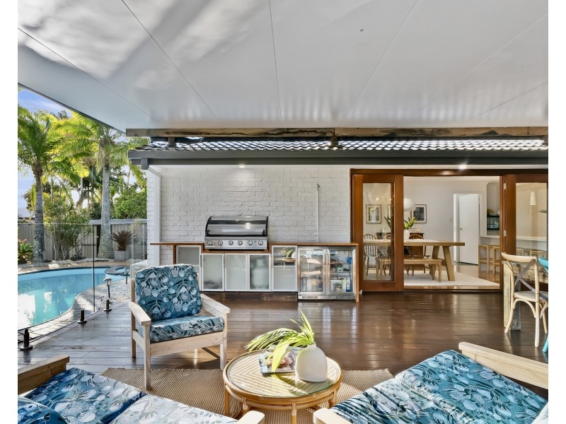 12 Balranald Court, Helensvale QLD 4212