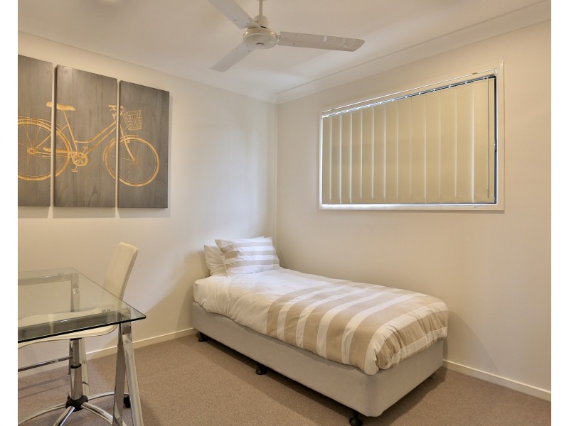 ID:21173616/10 Emerald Place, Bridgeman Downs QLD 4035
