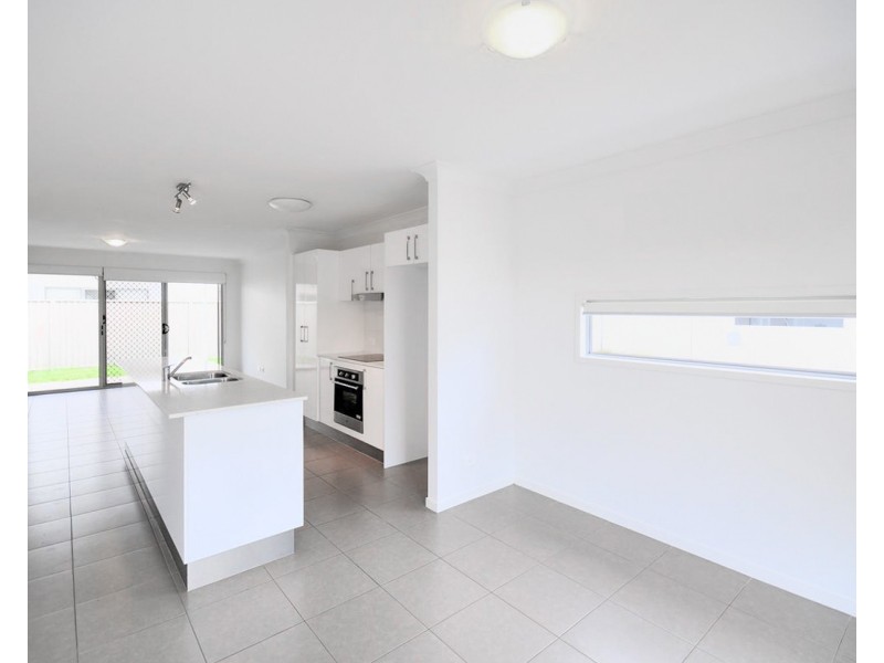 55/51 River Road, Bundamba QLD 4304